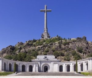 po stopách Dana Browna kríž Španielsko