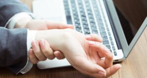 syndróm karpálneho tunela