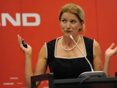lucia tomečková