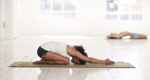 Urobte si doma joga cviky na pevný a zdravý chrbát