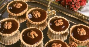 košíčky plnené orechovou plnkou