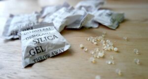 odvlhčovacie vrecúška so silica gelom