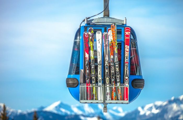poistenie a lyžiarsky výstroj