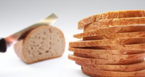 krájaný chlieb ako vznikol?