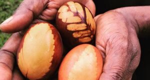 farbenie vajíčok na prírodno