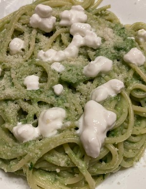 zelené špagety so špenátovou omáčkou 