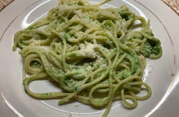 zelené špagety so špenátovou omáčkou recept
