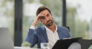 trpíte informačnou obezitou?