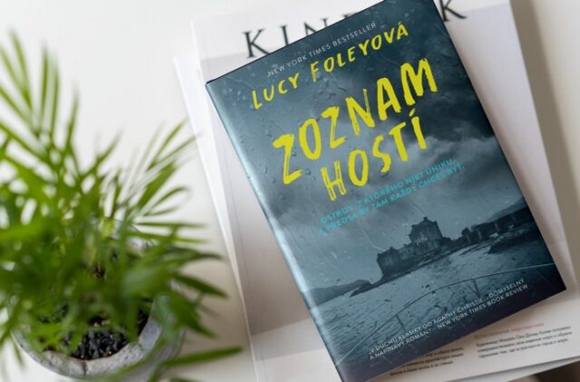 Zoznam hostí vražedná svadba Lucy Foley