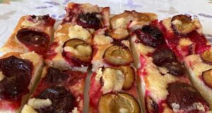 recept na kysnutý slivkový koláč