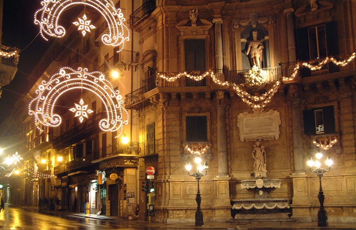 Vianočné Quattro Canti v Palerme
