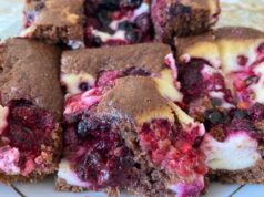 recept na tvarohový koláč s ovocím