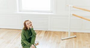 laminátová podlaha alebo vinylová