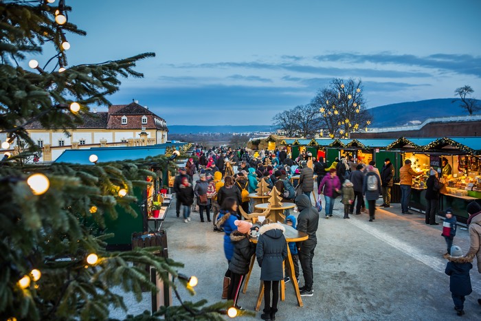 vianočné trhy na zámku Schloss Hof