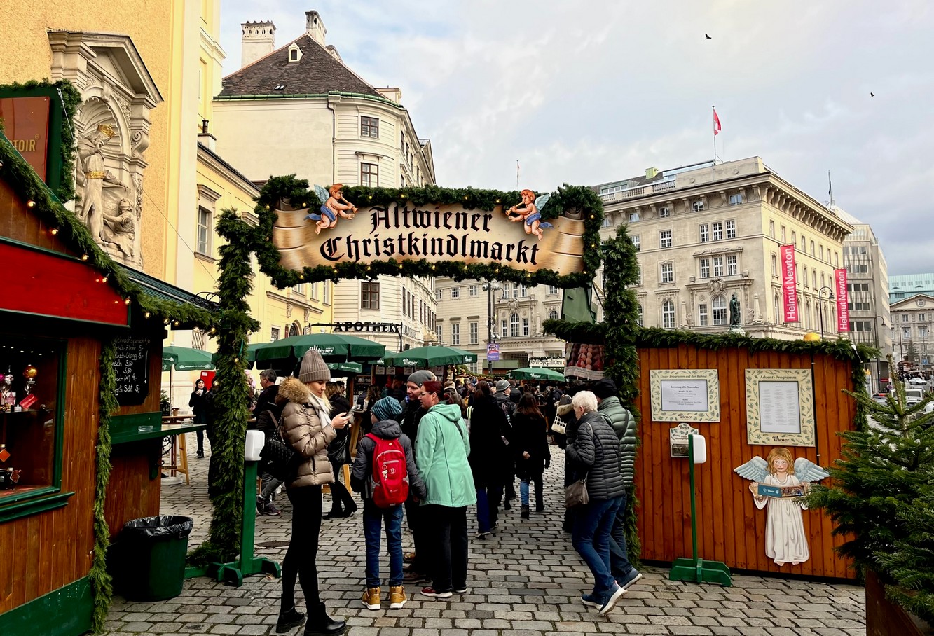 vianočné trhy vo Viedni
