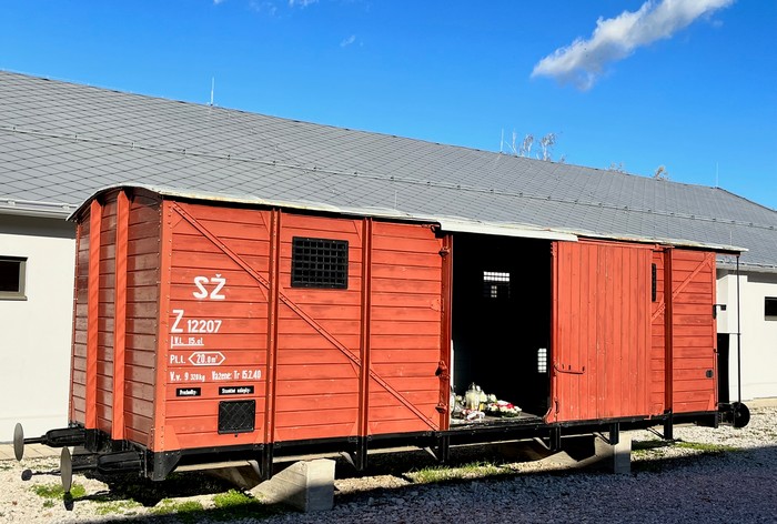 Múzeum holokaustu v Seredi dobytčí vagón