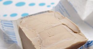 drozdie-kocka-odbalena-z-papiera