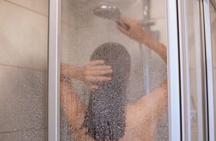 ako vyčistiť sprchovací kút