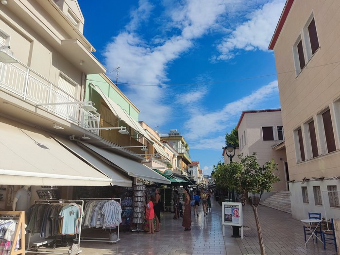 Ulica hlavného mesta Kefalonie Argostoli