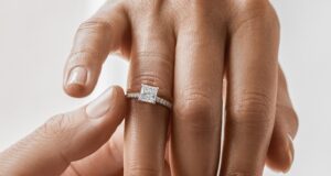 zasnubny-prsten-na-ruke