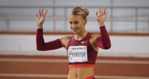 viki-forster-beh-loh-pariz