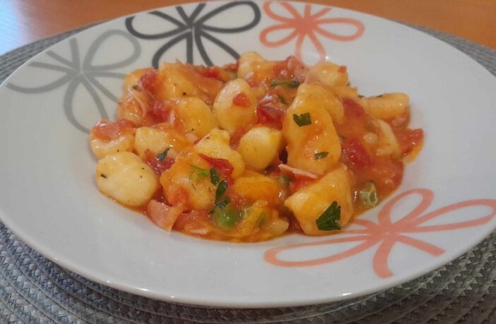 recept-na-domace-gnocchi-s-paradajkovou-omackou