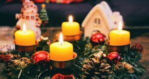 adventny-veniec-sviecky-horia