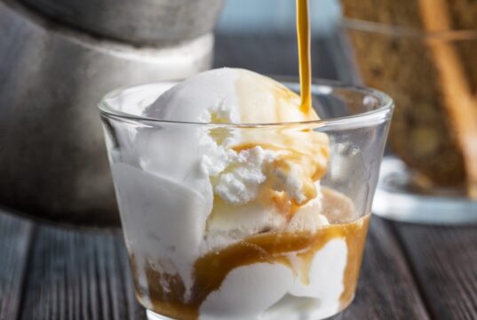 affogato-zmrzlina-kava-nalievanie