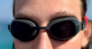 plavecke-okuliare-tmave