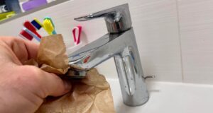 papier-na-pecenie-vodovodna-bateria