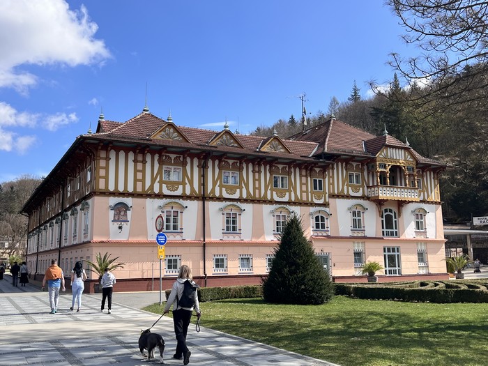 luhacovice-promenada-jurkovicov-dom