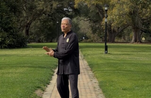 tai-chi-walking