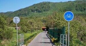 cyklozeleznicka-presov-saris